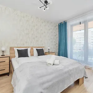 https://nowoczesny-apartament-z-balkonem-i-parkingiem-w-centrum.hotelswroclaw.com